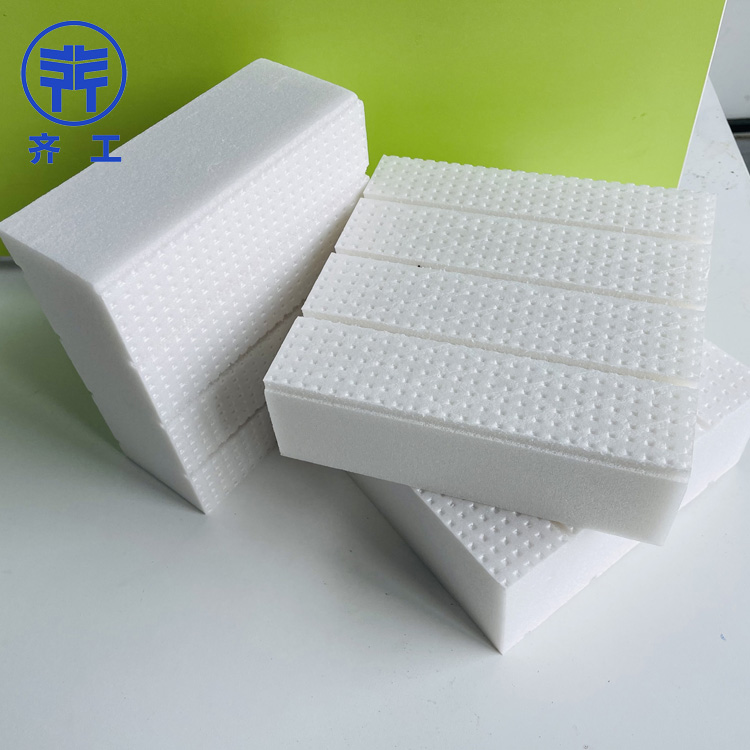 擠塑板具備哪些性能特點(diǎn)