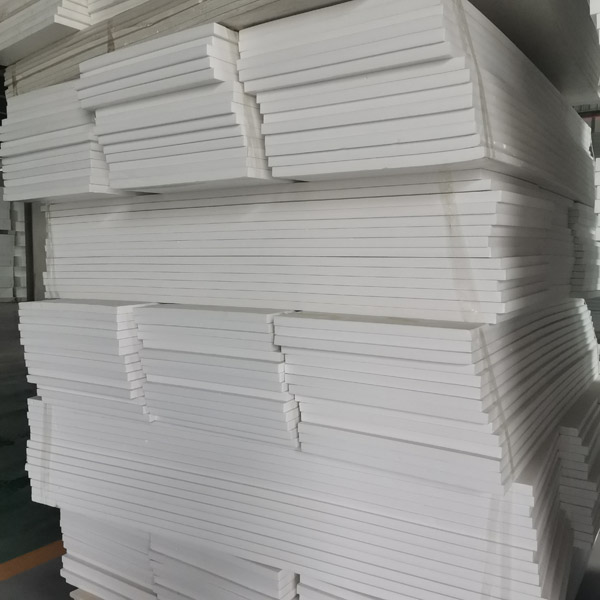 超臨界二氧化碳擠塑板設備與氮氣發泡有什么不