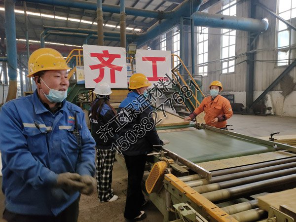 巖棉板和巖棉保溫板的優(yōu)缺點(diǎn)有哪些？